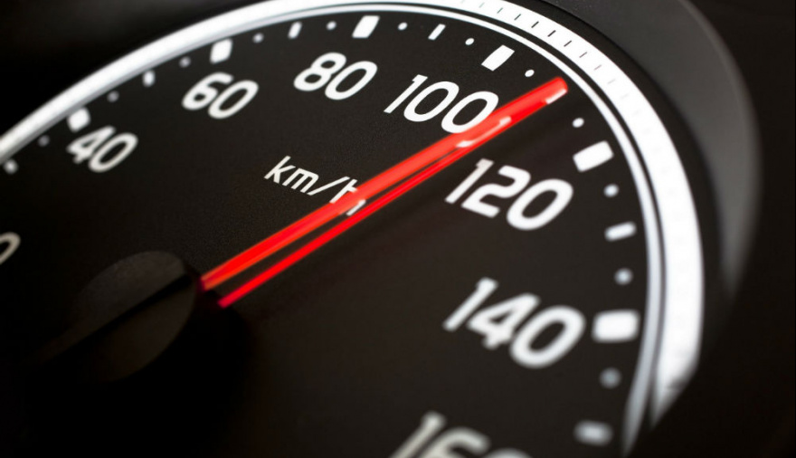 La velocidad tiene una influencia directa en la gravedad de las lesiones y probabilidad de muerte de las personas involucradas