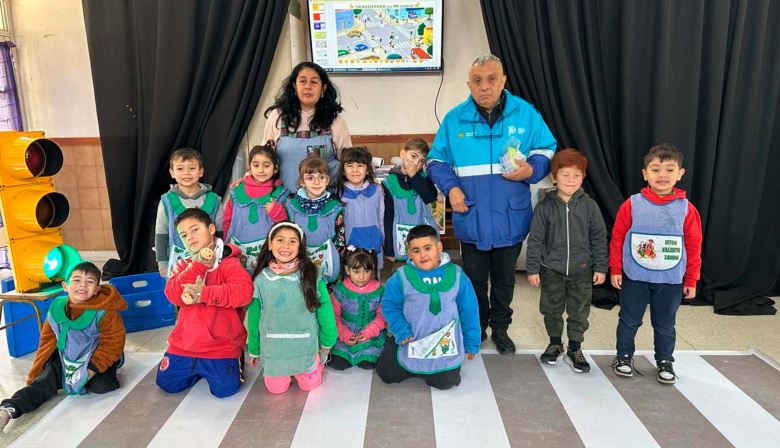 Educación Vial para los más chiquitos: el CEV de Morón visitó un jardín en San Miguel