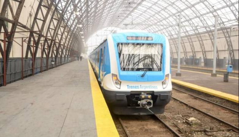 Los trenes circulan a 30 km/h en el AMBA por una medida de fuerza