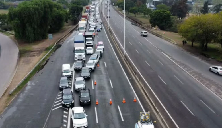 El Gobierno impulsa una segunda licitación para avanzar con la privatización de rutas y autopistas