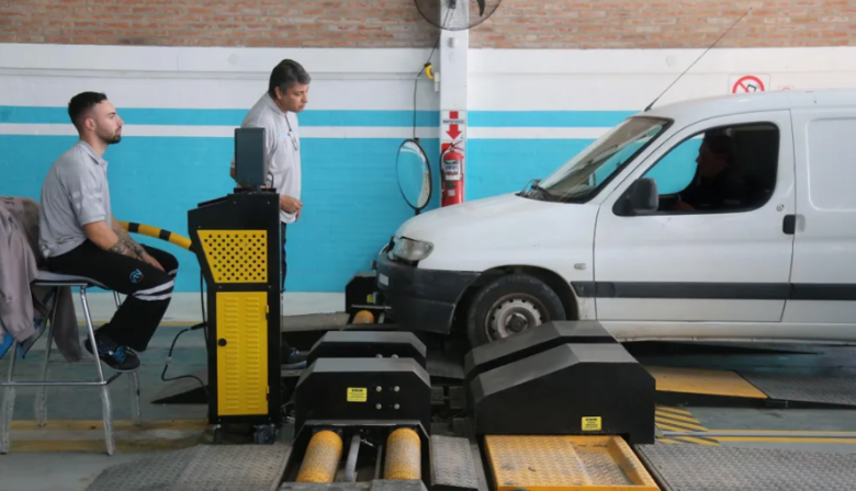 Desde este viernes hacer la VTV saldrá un 22% más cara