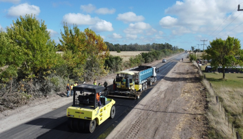 Avanza la repavimentación de la Ruta 11 en Magdalena con obras para camiones