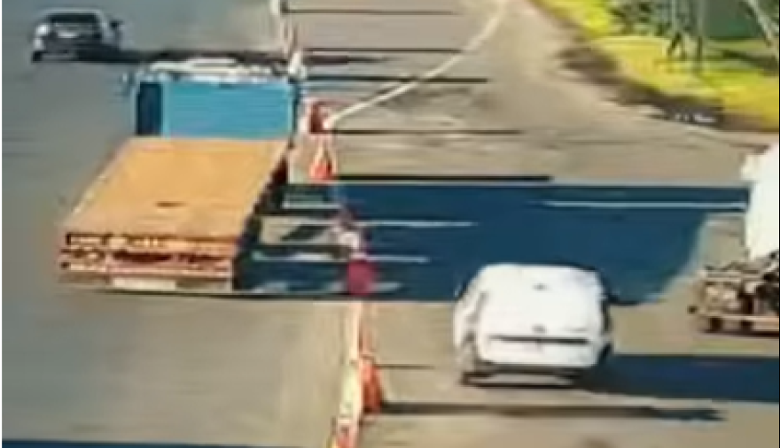 Transporte sancionó a un conductor que robó el acta y la bodycam a un inspector