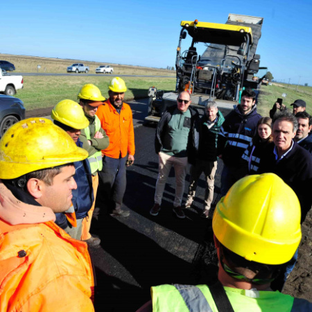 Katopodis recorrió las obras viales de la Ruta Provincial 63