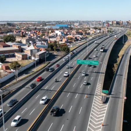 Construirán un cuarto carril en un tramo de la autopista Buenos Aires - La Plata