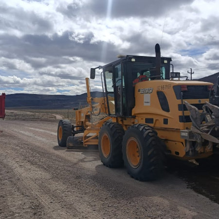 En Río Negro, Vialidad Nacional realiza tareas de conservación sobre la Ruta Nacional 23