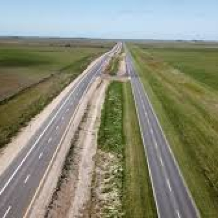 Pinamar: cortaron la Autovía 11 por un derrame cloacal