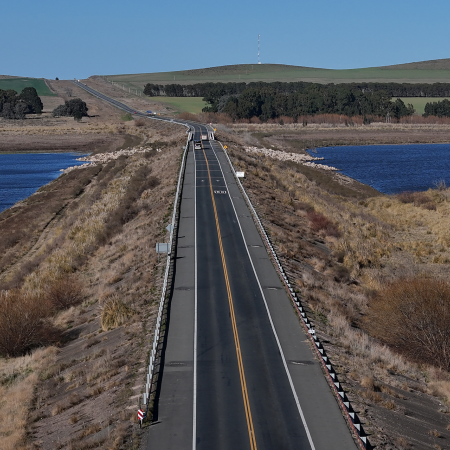 Obras y mantenimiento en la Ruta Provincial N°51