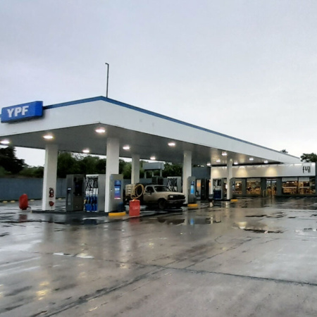 Subir precios“de a poquito”: YPF sinceró la estrategia “micropricing” en medio del caos del mercado petrolero