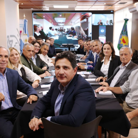 El 92% de los siniestros ocurre en ciudades: Marinucci reunió a intendentes para frenar la tragedia urbana